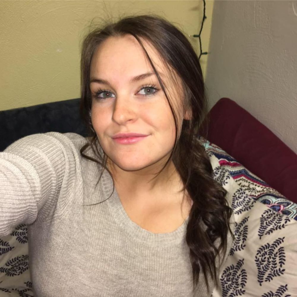 Meet your Posher, Brenna